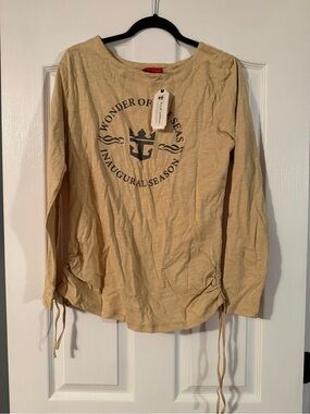 Women's Long-Sleeve Logo Tee - Beige